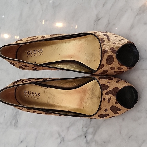 GUESS Cheetah Leopard Print High Heels - Picture 2 of 6